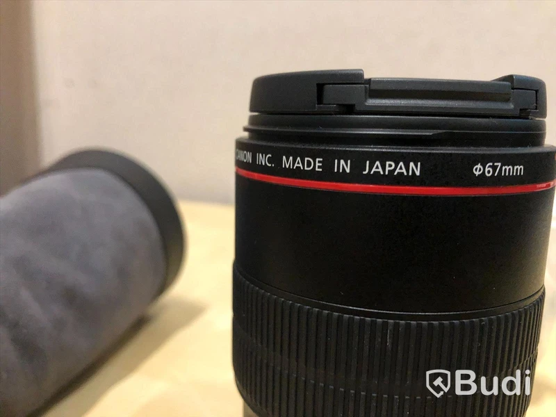 Canonobjektiv EF 100mm f2,8 L Macro. Hämtas eller fraktas från Tjörn