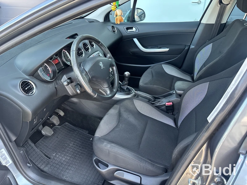 Personbil PEUGEOT 308 -2009  Lågmilare