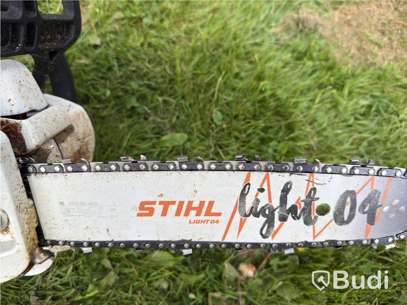 Motorsåg Stihl MS 201 C inklusive hjälm