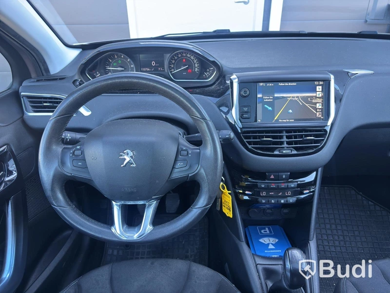 Peugeot C 208 -2012 | 1.2 BENSIN