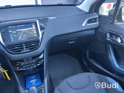 Peugeot C 208 -2012 | 1.2 BENSIN