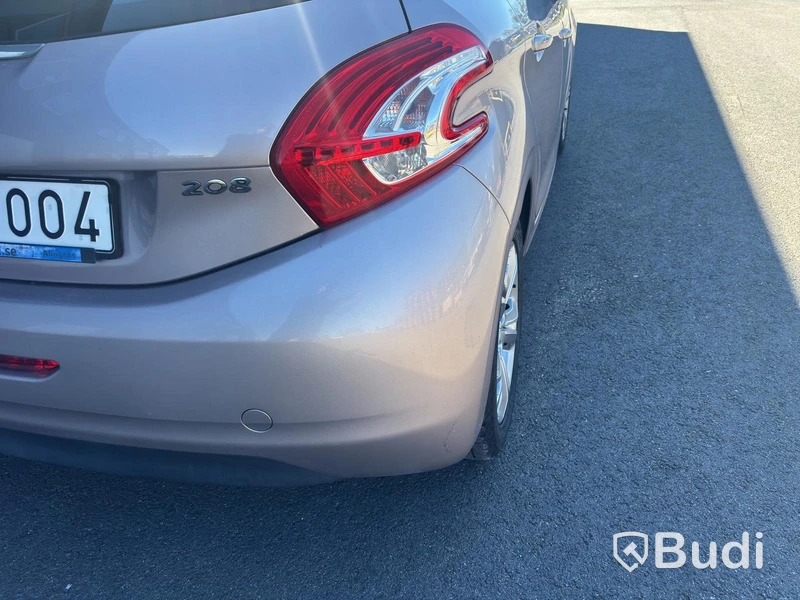 Peugeot C 208 -2012 | 1.2 BENSIN
