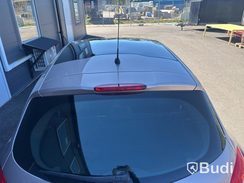 Peugeot C 208 -2012 | 1.2 BENSIN