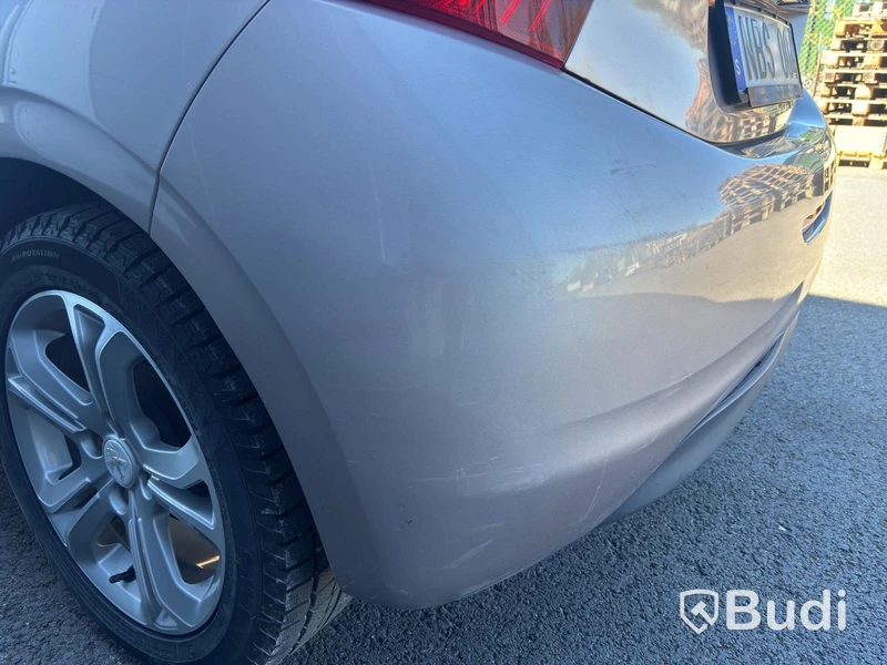 Peugeot C 208 -2012 | 1.2 BENSIN