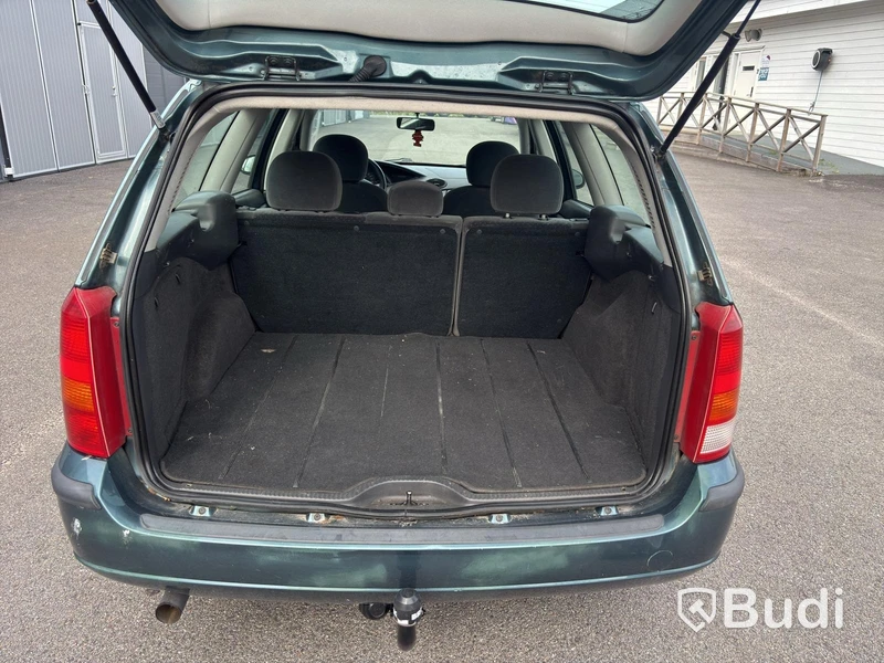 Ford DNW FOCUS -2002 | BENSIN Automat