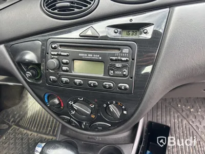 Ford DNW FOCUS -2002 | BENSIN Automat