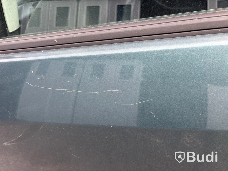 Ford DNW FOCUS -2002 | BENSIN Automat