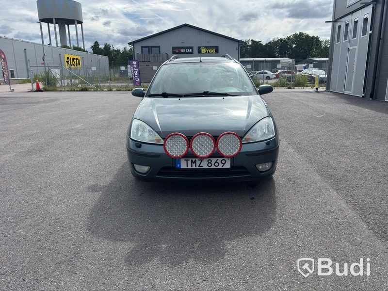 Ford DNW FOCUS -2002 | BENSIN Automat