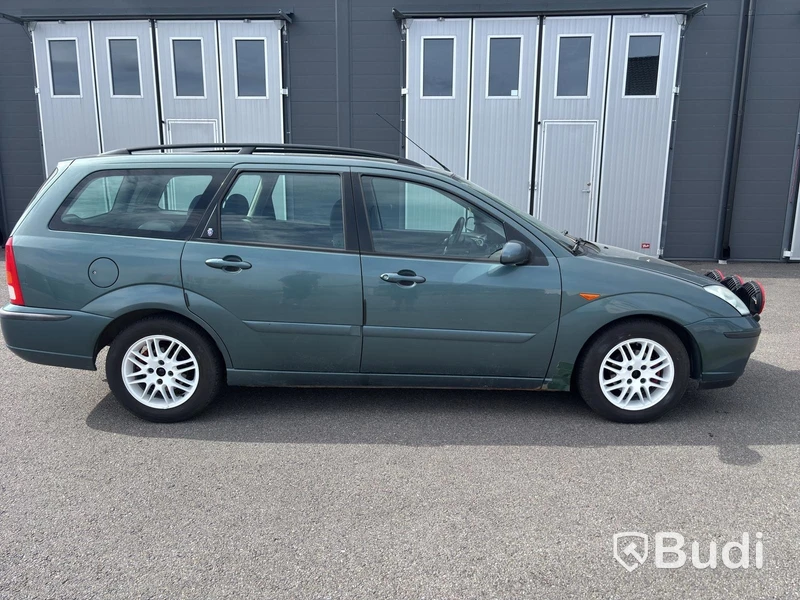 Ford DNW FOCUS -2002 | BENSIN Automat