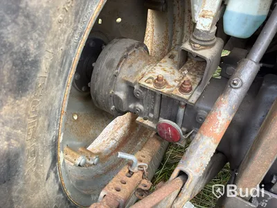MF 375 4WD Quicke lastare 1990 Modell: 375 Övrigt