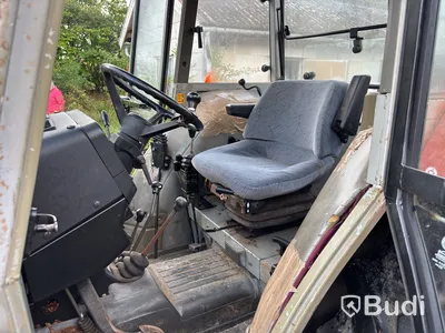 MF 375 4WD Quicke lastare 1990 Modell: 375 Övrigt