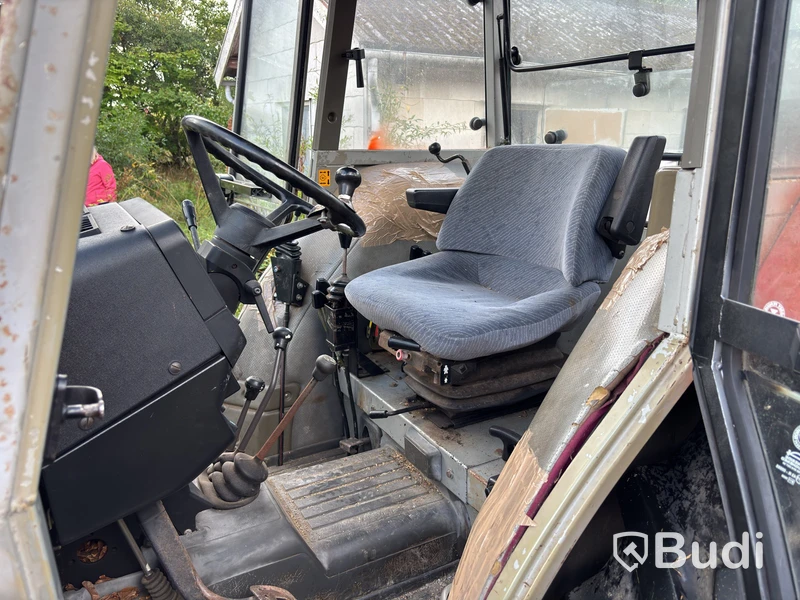 MF 375 4WD Quicke lastare 1990 Modell: 375 Övrigt