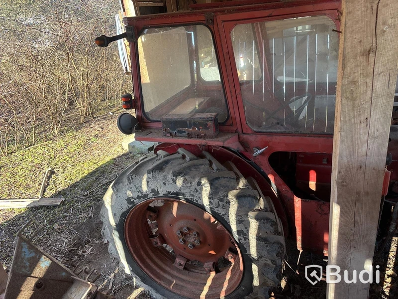 BM VOLVO T 430 -1972 med lastare