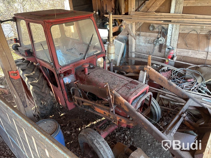 BM VOLVO T 430 -1972 med lastare
