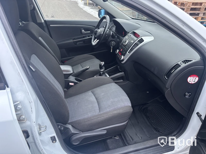 KIA CEED 1,6 CRDI ECO SW ED -2010 | DIESEL