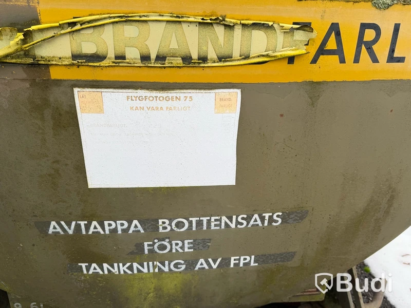Militär rulltank, flygdrivmedel, två enheter