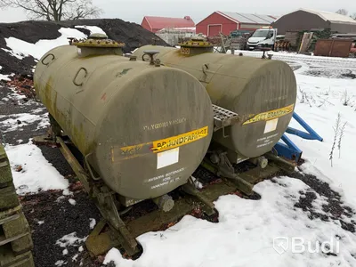 Militär rulltank, flygdrivmedel, två enheter