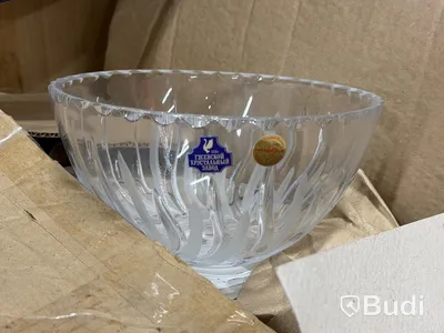 Stort parti diverse glas/ kristall och porslin, bl.a. Dyatkovo Crystal