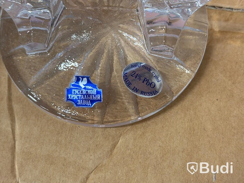 Stort parti diverse glas/ kristall och porslin, bl.a. Dyatkovo Crystal