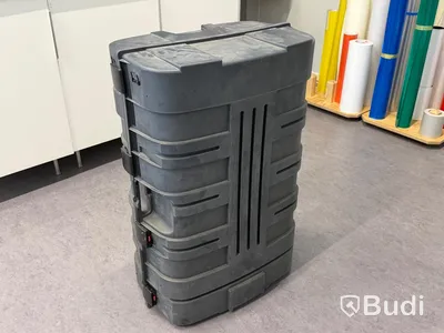 Mässbord, 4 st rollups samt parti "mäklarskyltar"