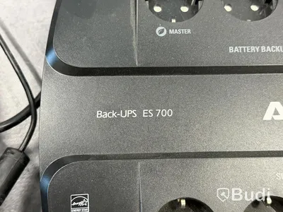2 st grenuttag med batteri och blixskydd, UPS APC Back-UPS ES 700