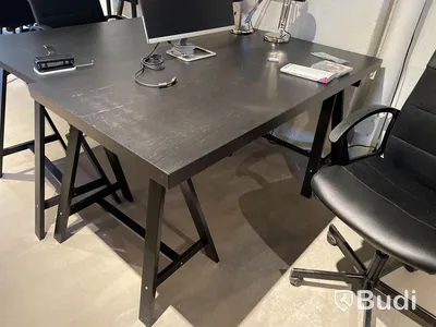 Skrivbord IKEA Tornliden med ben av bockar ca 75x155