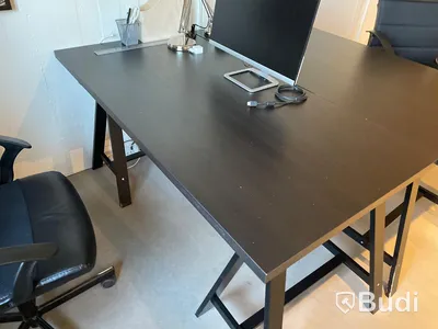 Skrivbord IKEA Tornliden med ben av bockar ca 75x155