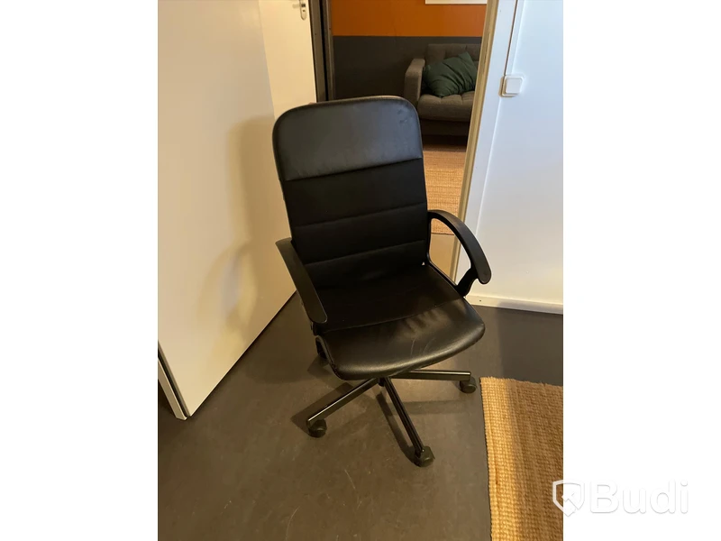 2st IKEA Renberger skrivbordsstolar
