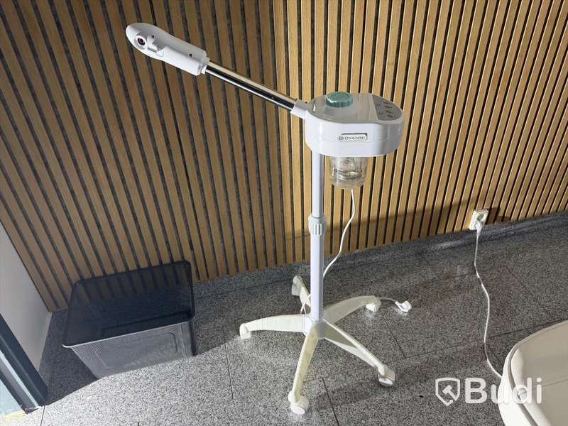 Vapozon Giovanni samt lupplampa Luxo