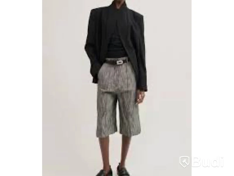 Teurn, Blus, Högmidjade kostymshorts