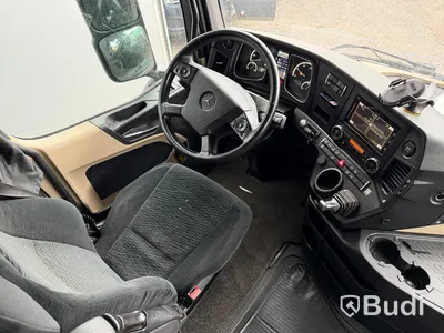 Mercedes-Benz ARTROS -2019