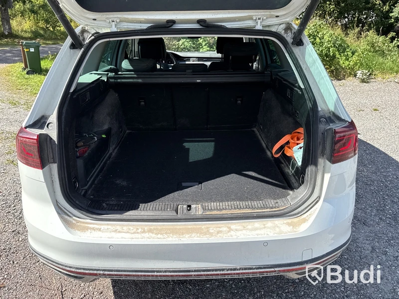 Volkswagen Passat Alltrack 2.0 TDI | 13487 mil |4Motion | DSG | 200 hk | 2021