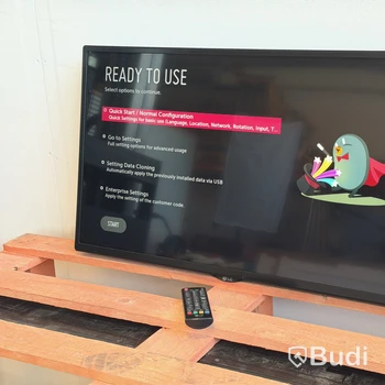 LG 32SM5J-B – 32” digital signage-skärm