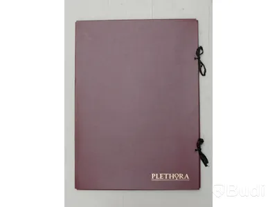 PLETHORA Magazine, Issue No. 7 - mapp med flera bilder