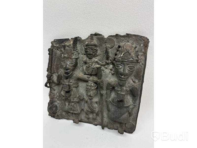 Skulptur, stenreliefplatta med figurer