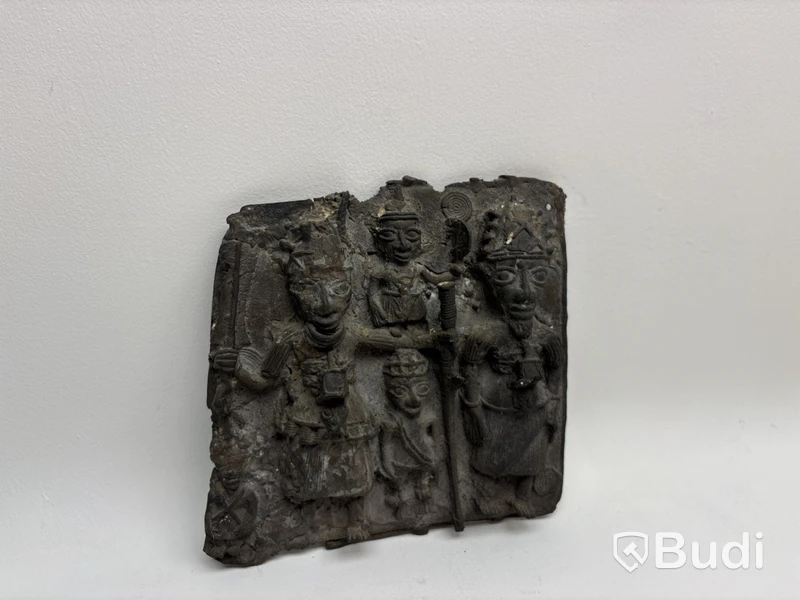 Skulptur, stenreliefplatta med figurer
