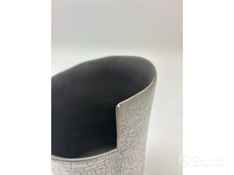 Keramisk vas Rina Menardi, Torre 2, Nordiska Galleriet