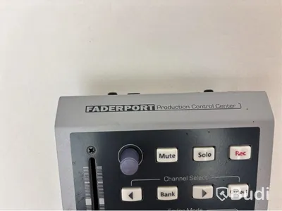 Kontrollenhet PreSonus, Faderport production control center