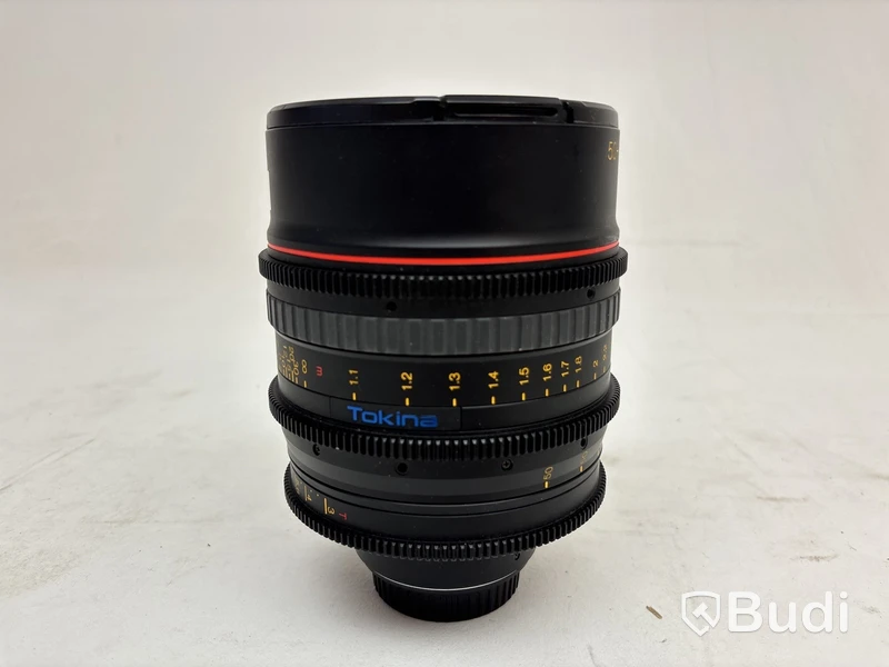 Kamera Canon, EOS C300 inkl. objektiv Tokina 50-135mm T3 och tillbehör
