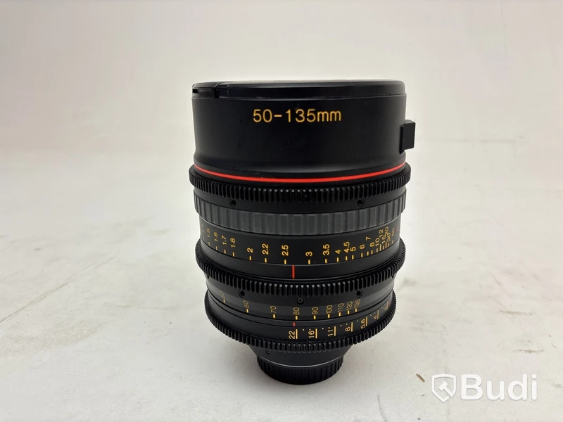 Kamera Canon, EOS C300 inkl. objektiv Tokina 50-135mm T3 och tillbehör