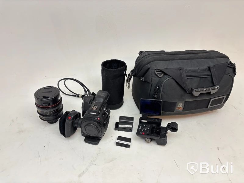 Kamera Canon, EOS C300 inkl. objektiv Tokina 50-135mm T3 och tillbehör