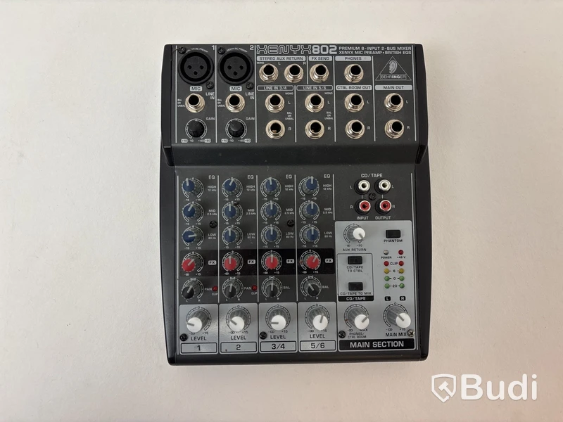 Mixer Behringer, Xenyx802