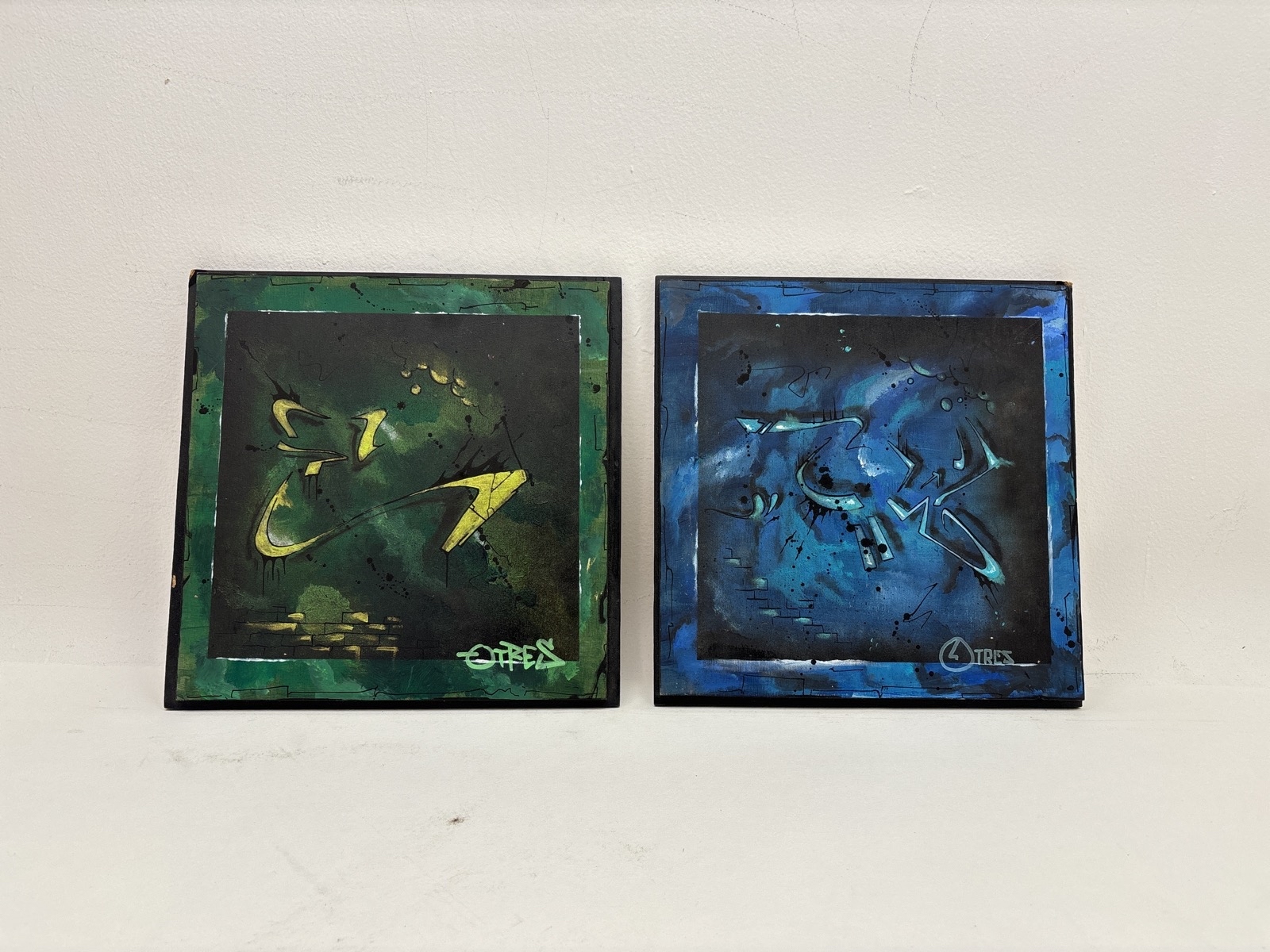 2 st. Tavlor av Otres