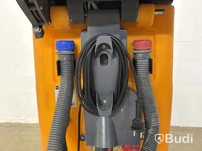 Skurmaskin Taski, Swingo 750B