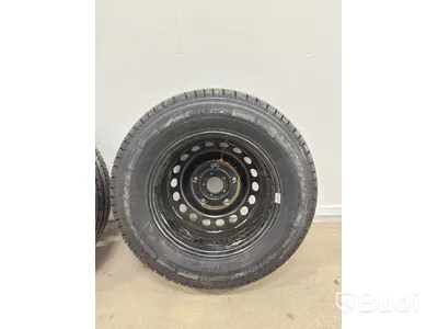 4 st. Kompletta Hjul Michelin, 2sommardäck , 35/65R16C. 115/113