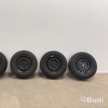 4 st. Kompletta Hjul Michelin, 2sommardäck , 35/65R16C. 115/113