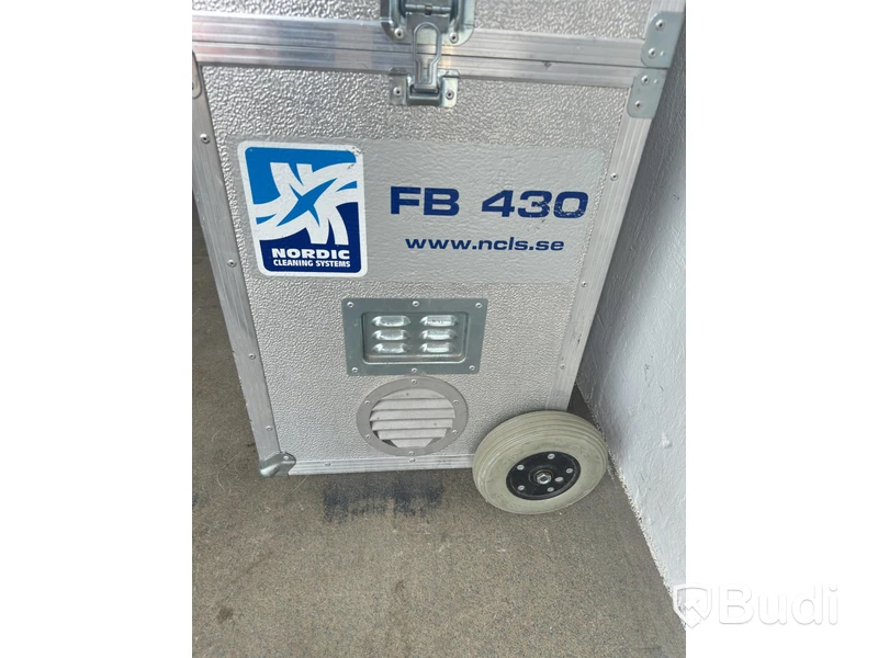 Lindab EPFH clean-out hatch on wheels
