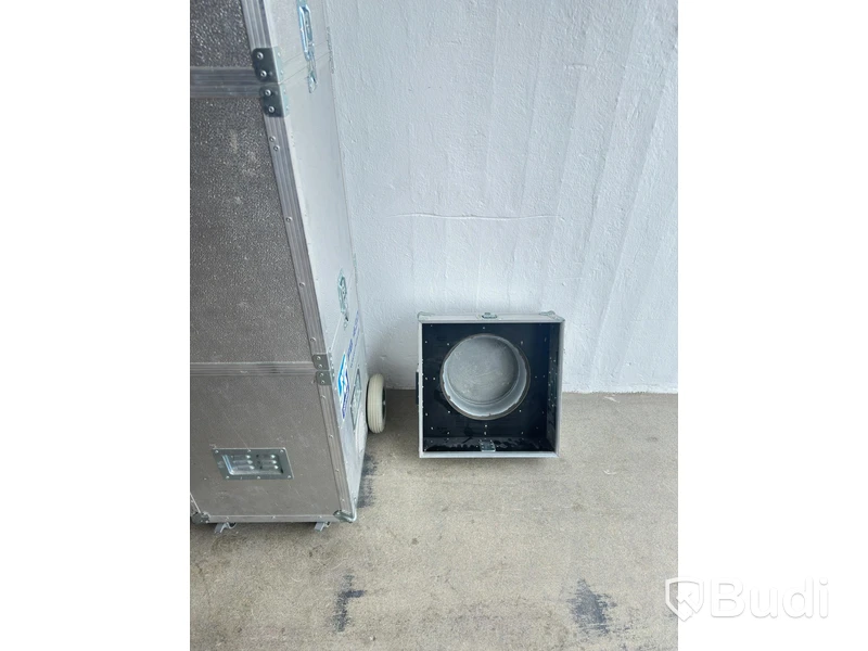 Lindab EPFH clean-out hatch on wheels