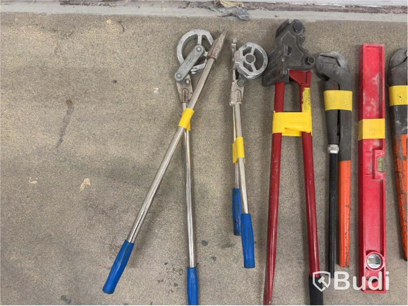 Lot of assorted tools