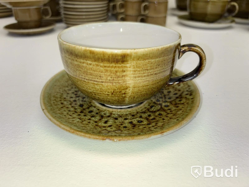 Lot of porcelain and stoneware